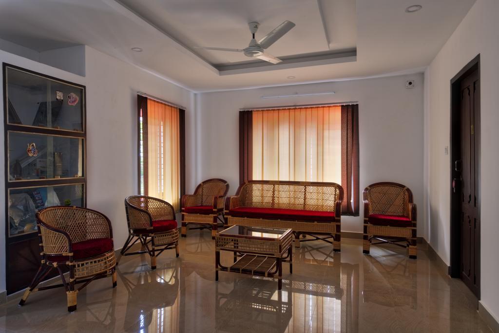 Rams Guest House Near Sree Chithra And Rcc Thiruvananthapuram Exteriör bild